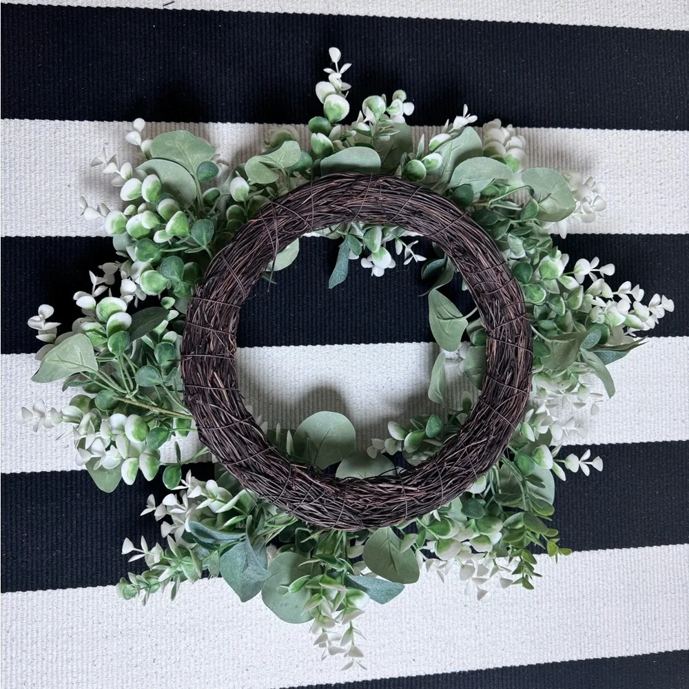Green and White Faux Wreath- 10”